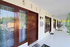 OYO 2042 Zam Zam Family Syariah