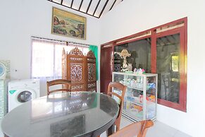 OYO 2042 Zam Zam Family Syariah