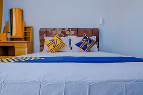 SPOT ON 1958 Asembagus Family