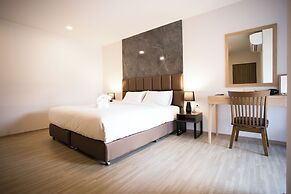 B2 Amata Nakorn Premier Hotel