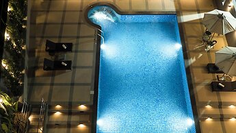 B2 Amata Nakorn Premier Hotel