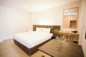 B2 Amata Nakorn Premier Hotel