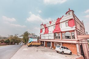 Super OYO 1640 Fallinda Hotel