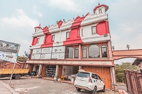 Super OYO 1640 Fallinda Hotel