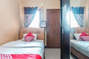 Super OYO 1640 Fallinda Hotel