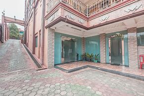 Super OYO 1640 Fallinda Hotel