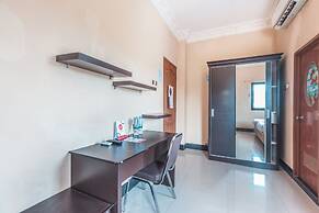 Super OYO 1640 Fallinda Hotel