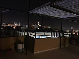 Mesha Stele Hotel Apartments