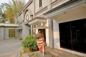 OYO 1971 Hotel Dewi