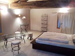 Chambres d'Hotes la Source