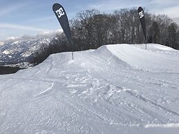 Sunnsnow Tall house
