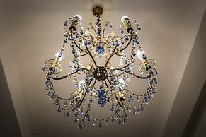 Arno Apartment A by Mmega