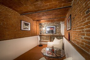 Pignone Apartment by Mmega