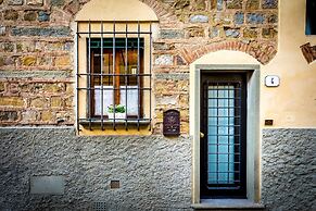 Pignone Apartment by Mmega