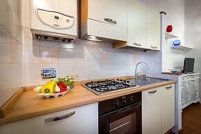 Pignone Apartment by Mmega