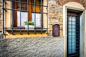 Pignone Apartment by Mmega