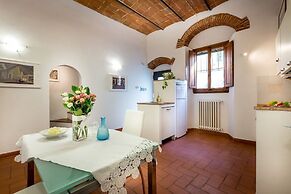 Pignone Apartment by Mmega