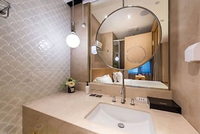 Crystal Orange Hotel  Wangfujing Street