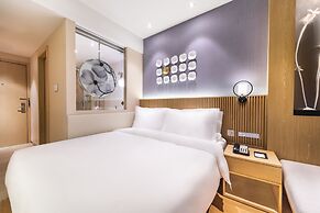 Crystal Orange Hotel  Wangfujing Street