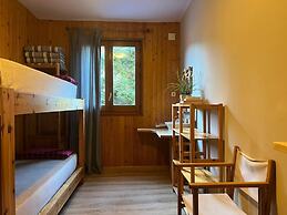 Hostal Xalet Refugi Pere Carné - Hostel