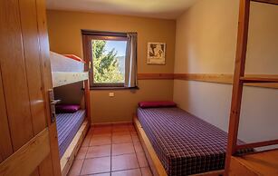 Hostal Xalet Refugi Pere Carné - Hostel