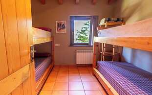 Hostal Xalet Refugi Pere Carné - Hostel