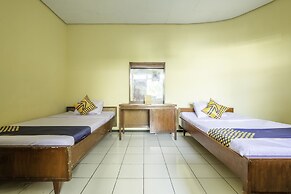 SPOT ON 1970 Hotel Priangan