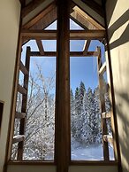 Sunnsnow Log House