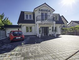 Amanda Hostel