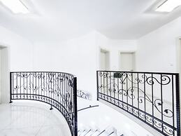 Amanda Hostel