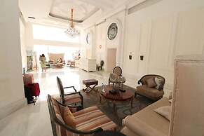 Apatel The Mansion Tower Capilano