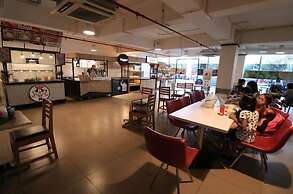 Apatel The Mansion Tower Capilano