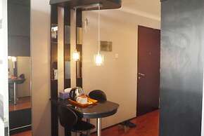 Apatel Apartment Mangga Dua Lt 15