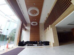 Apatel Elpis Residences 09B01