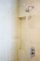 Apatel Senayan Residence