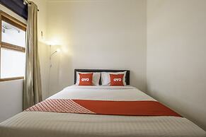 OYO 1717 Wisma Fisio Syariah