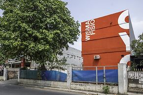 OYO 1717 Wisma Fisio Syariah