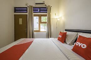 OYO 1717 Wisma Fisio Syariah