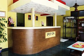 OYO Life  1708 Hotel Budi Famili 1 Syariah