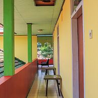 OYO Life  1708 Hotel Budi Famili 1 Syariah