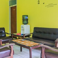 OYO Life  1708 Hotel Budi Famili 1 Syariah