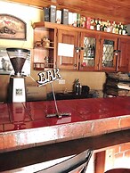 It's a Small World Backpackers Lodge - Hostel