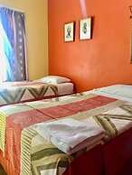 It's a Small World Backpackers Lodge - Hostel