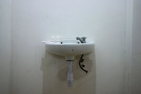 OYO 1981 Unib Kostel