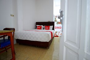 OYO 1981 Unib Kostel