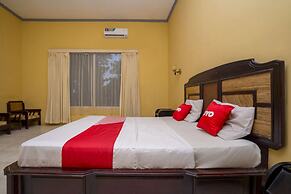 OYO 1989 Hotel Pelangi Harapan