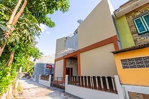 OYO 1718 Homestay Wak Gobenk