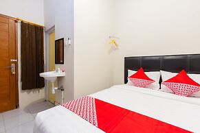 OYO 1718 Homestay Wak Gobenk