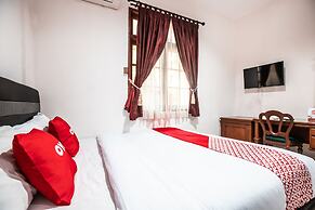 OYO 1990 Kost Kuningan Executive Boading House Setiabudi