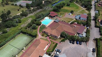 Li Suari Club Village